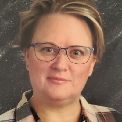 Photo of Trish DAY